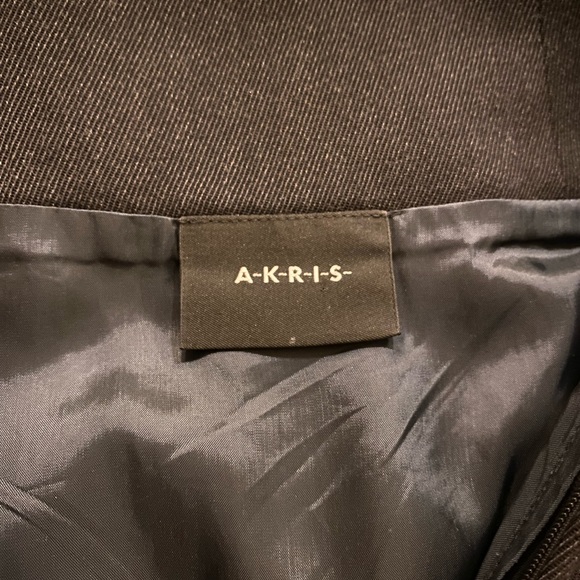 AKRIS SIZE 6US 38F WOOL PLEATED MIDI SKIRT MINT COND - Picture 3 of 7